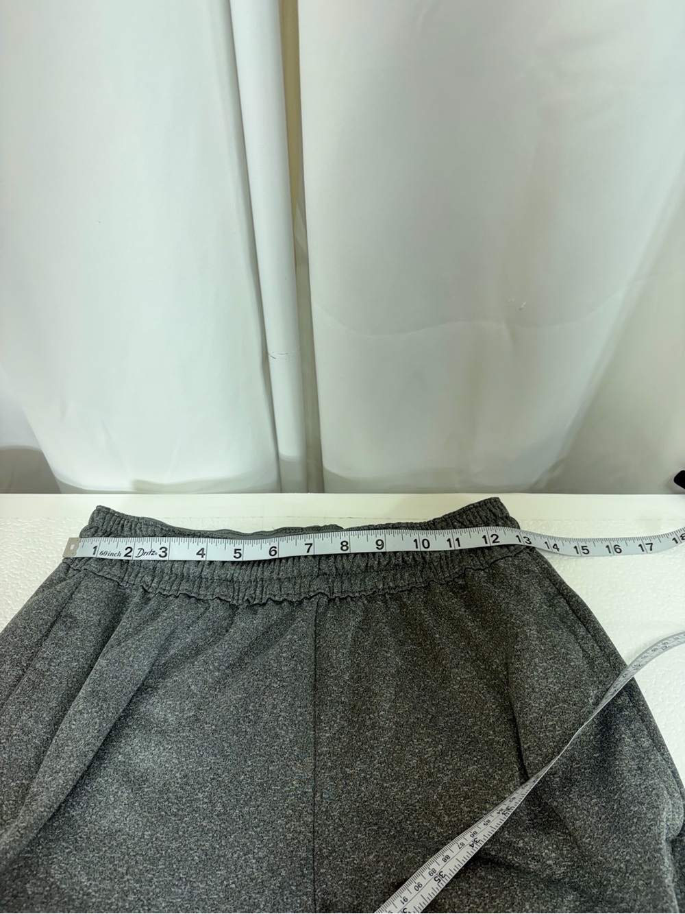 Nike Men’s Gray Heather Jogger Pants with Black Swoosh 3626 - Picture 5 of 10